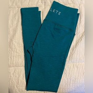 Alphalete revival leggings